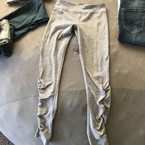 Iviva- Lululemon leggings